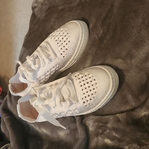 AGL Crochet sneakers